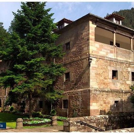 Hotel Las Caldas Las Caldas De Besaya Εξωτερικό φωτογραφία