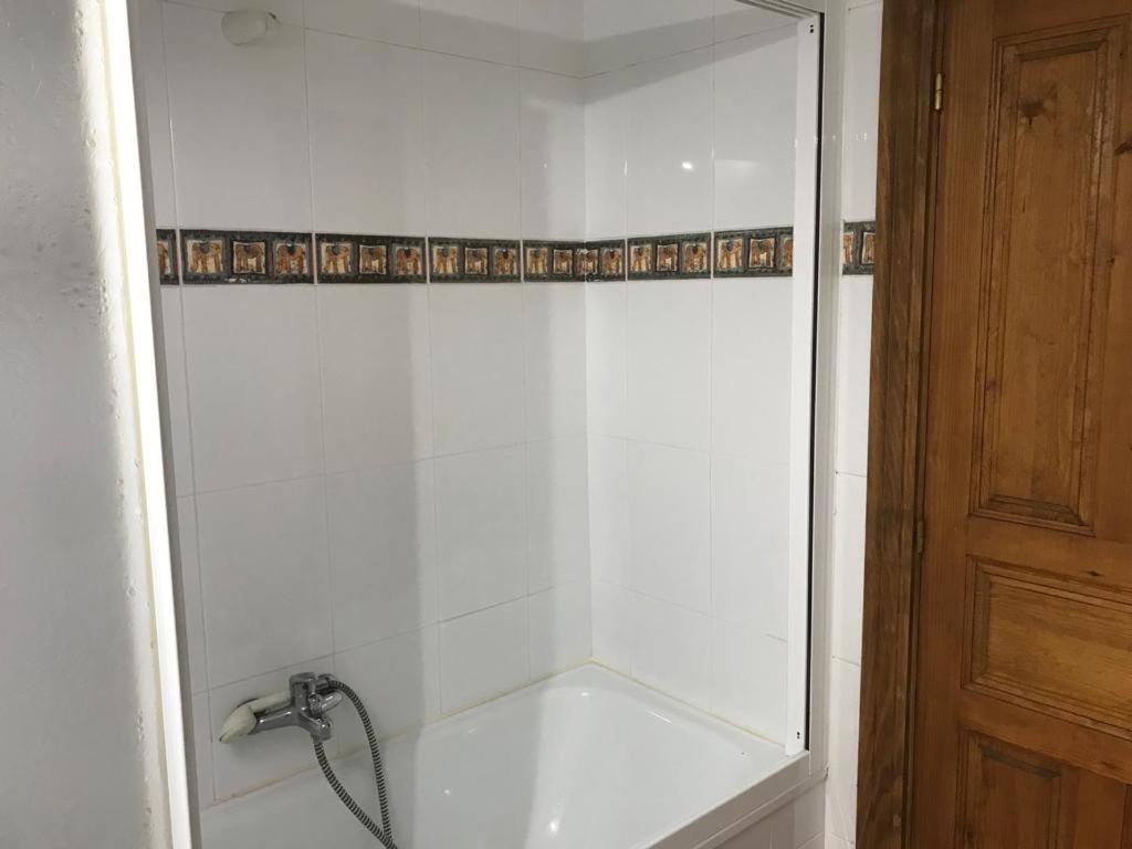 Hotel Las Caldas Las Caldas De Besaya Εξωτερικό φωτογραφία